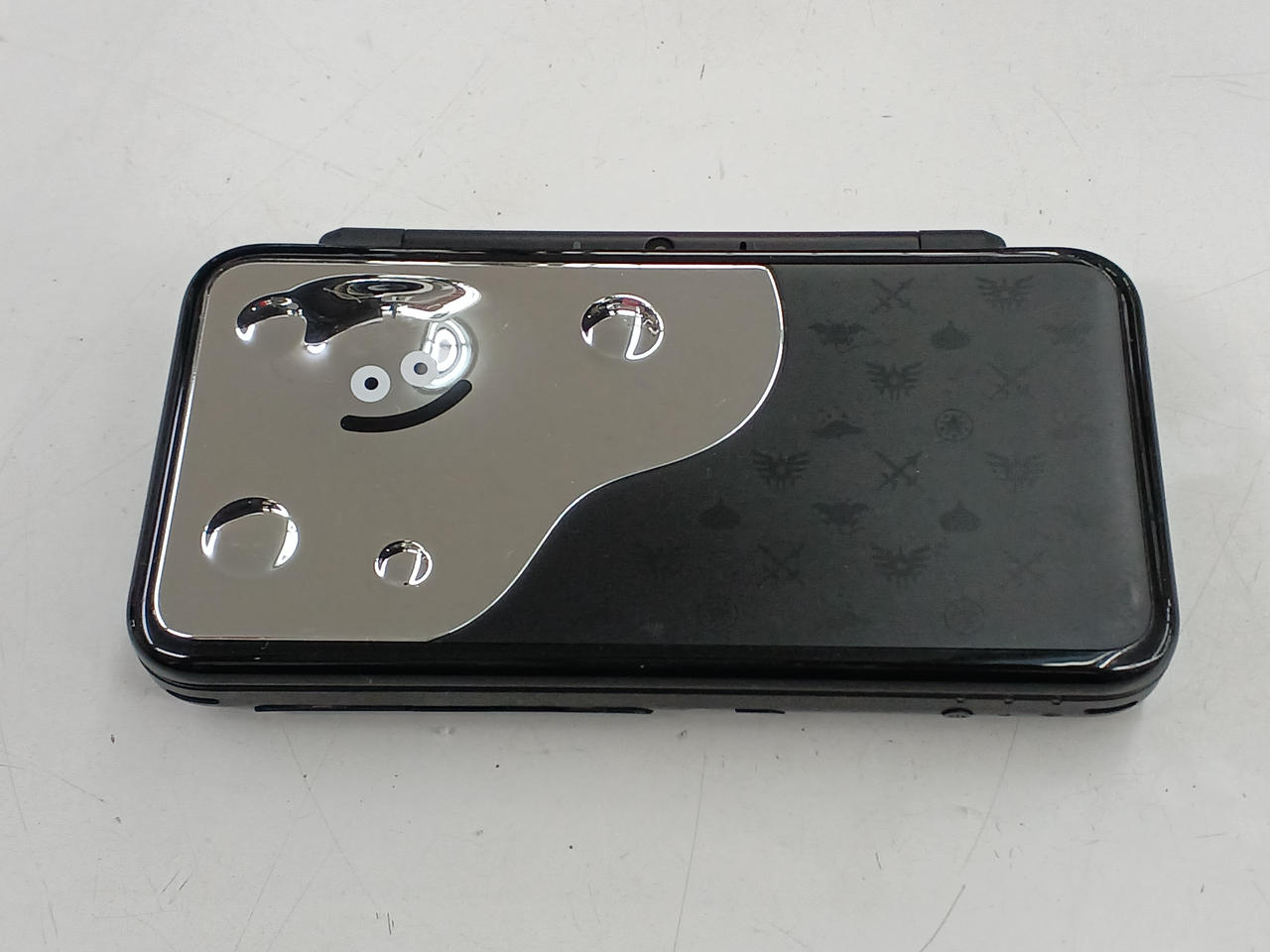 new2dsll　はぐれメタル Newニンテンドー2DS LL ドラゴンクエスト はぐれメタル