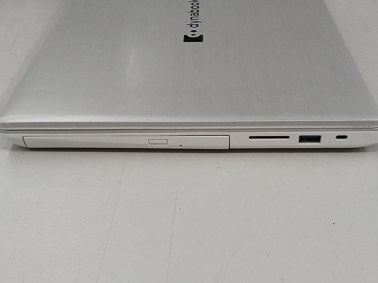 Windowsノート本体 Toshiba i7 8GB SSD256G Windows 11 Windowsノート本体 Toshiba i7 8GB SSD256G Windows 11 ノートPC