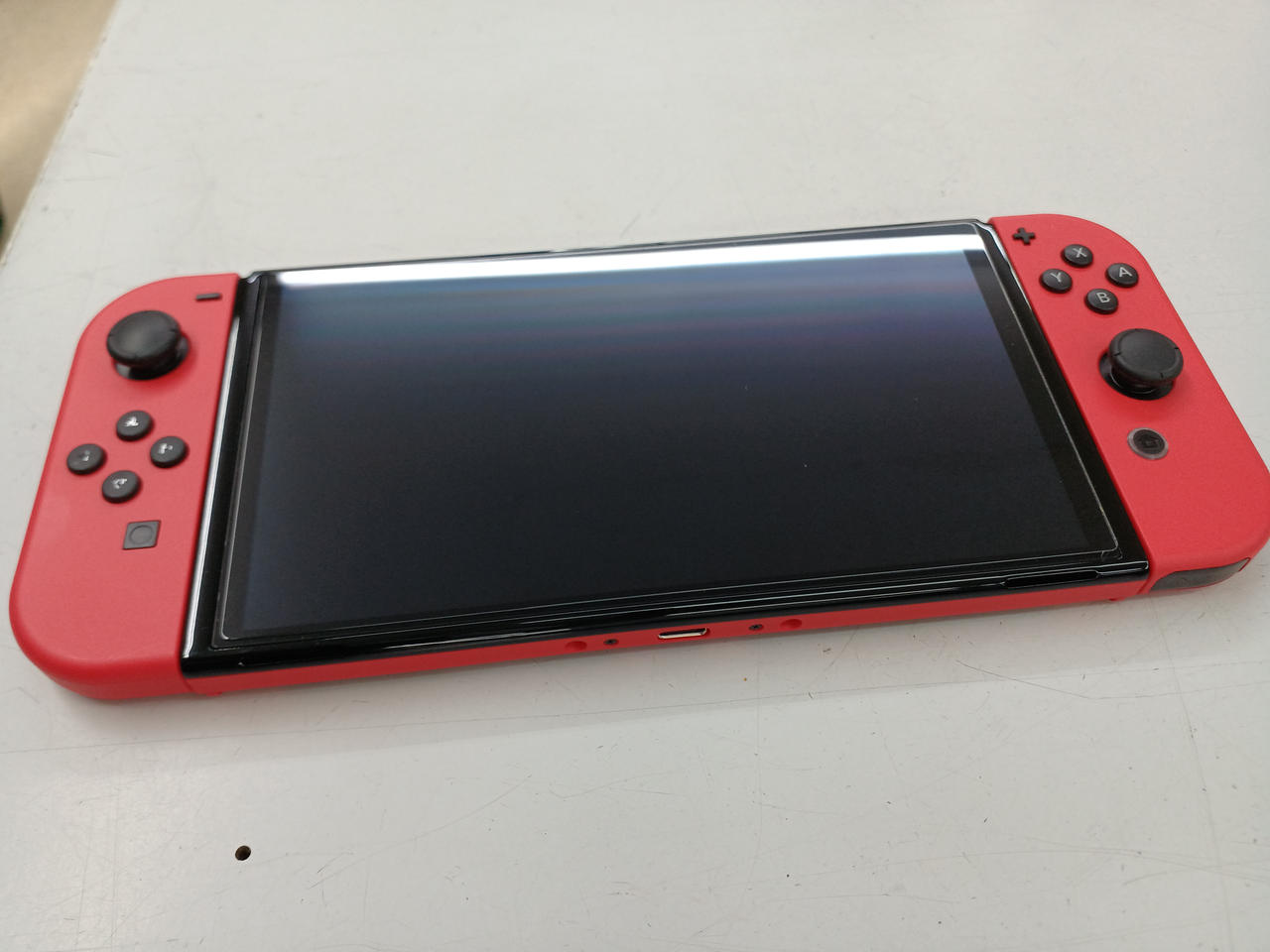 ※液晶画面にフィルム貼り付け有