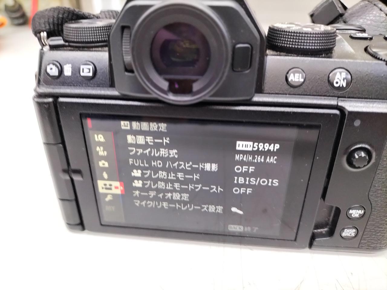 デジタルカメラ Shinjiro Masaki ミラーレス一眼カメラ「EOS R50」ダブルズームキット（ブラック