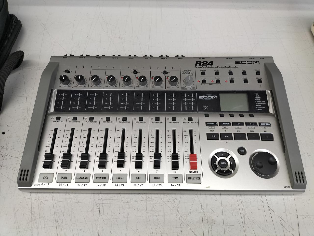 ZOOM|MTR|HARDOFFオフモール（オフモ）|2013230000124618