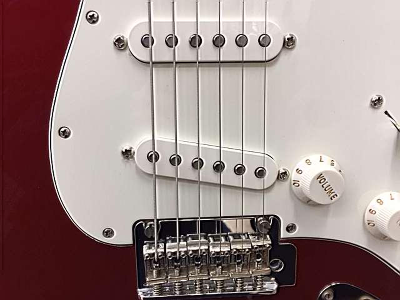 FENDER 型番：PLAYER STRATOCASTER ストラトキャスタータイプ