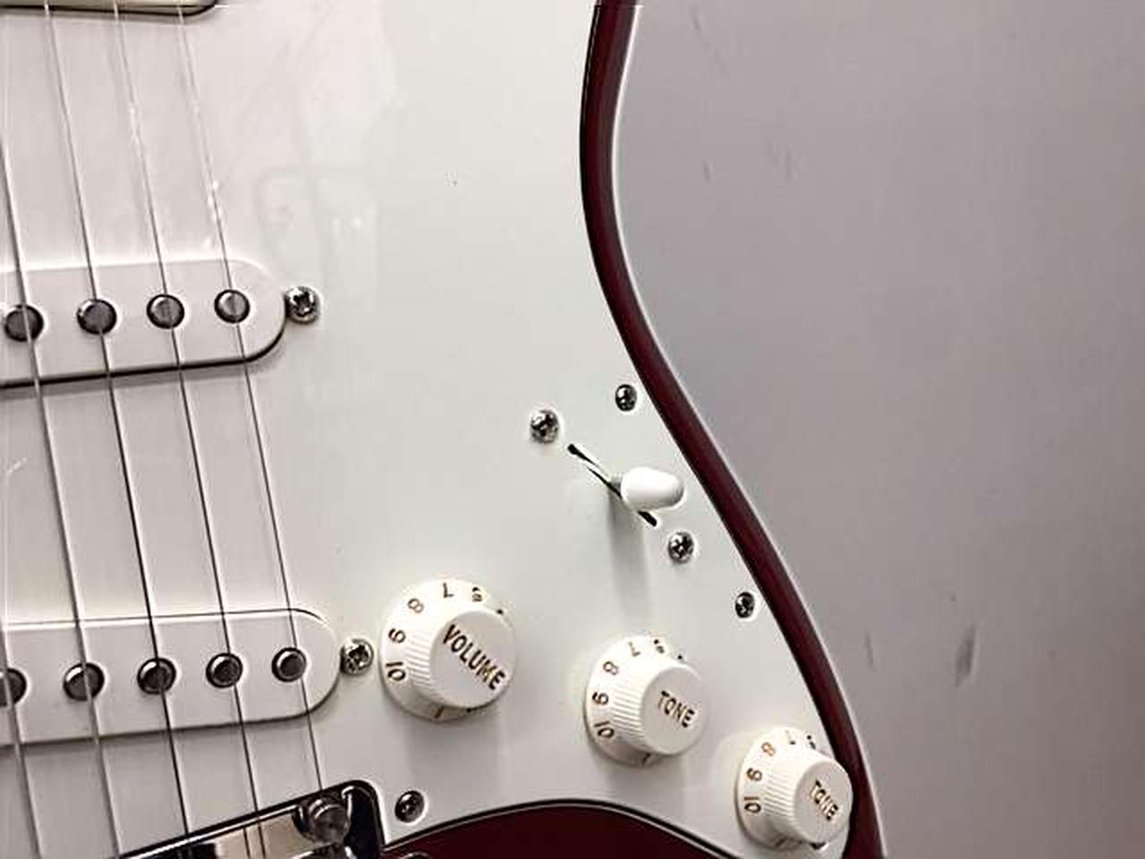 FENDER 型番：PLAYER STRATOCASTER ストラトキャスタータイプ