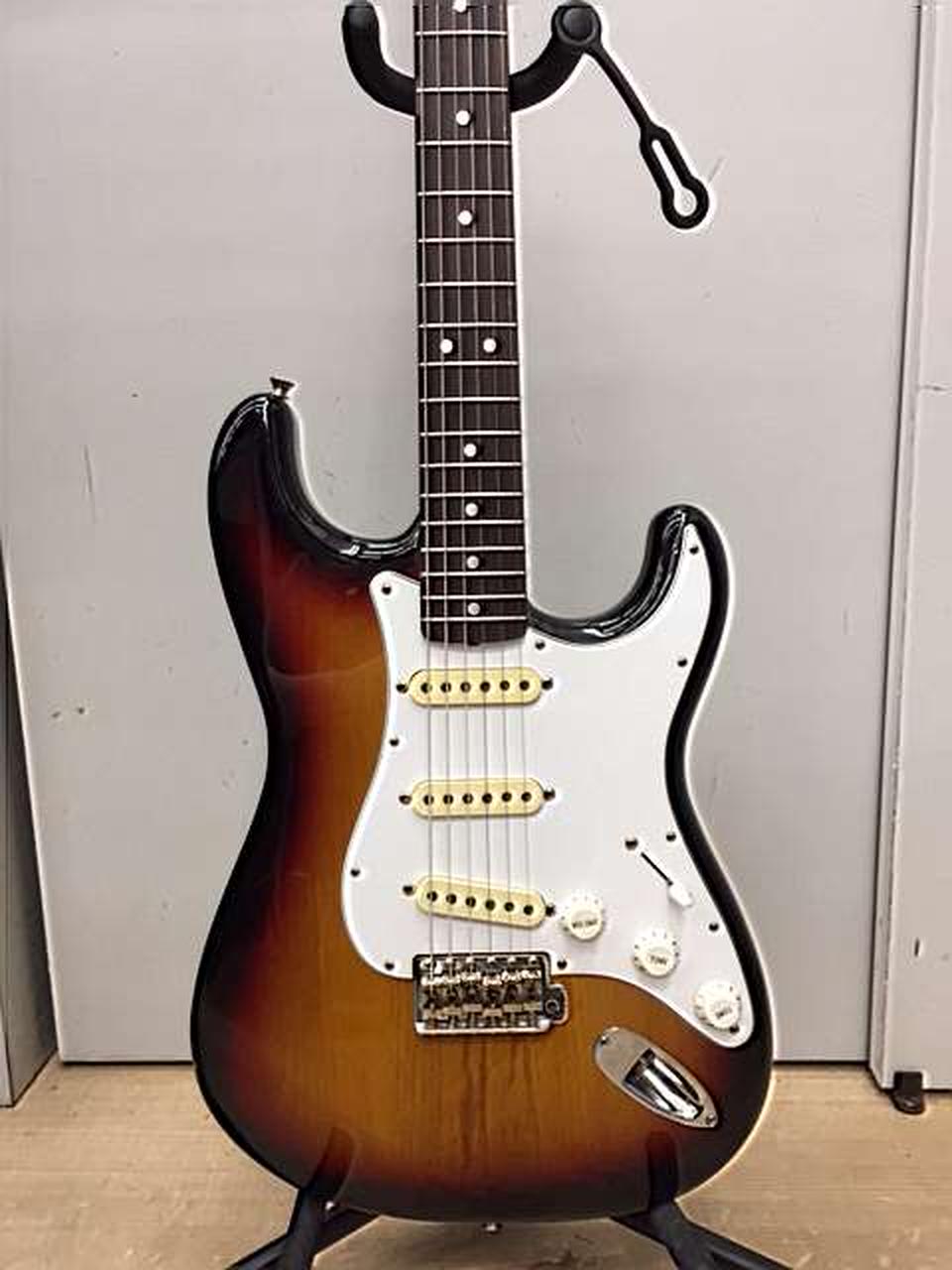 フェンダージャパン(FENDER JAPAN)|ストラトキャスタータイプ