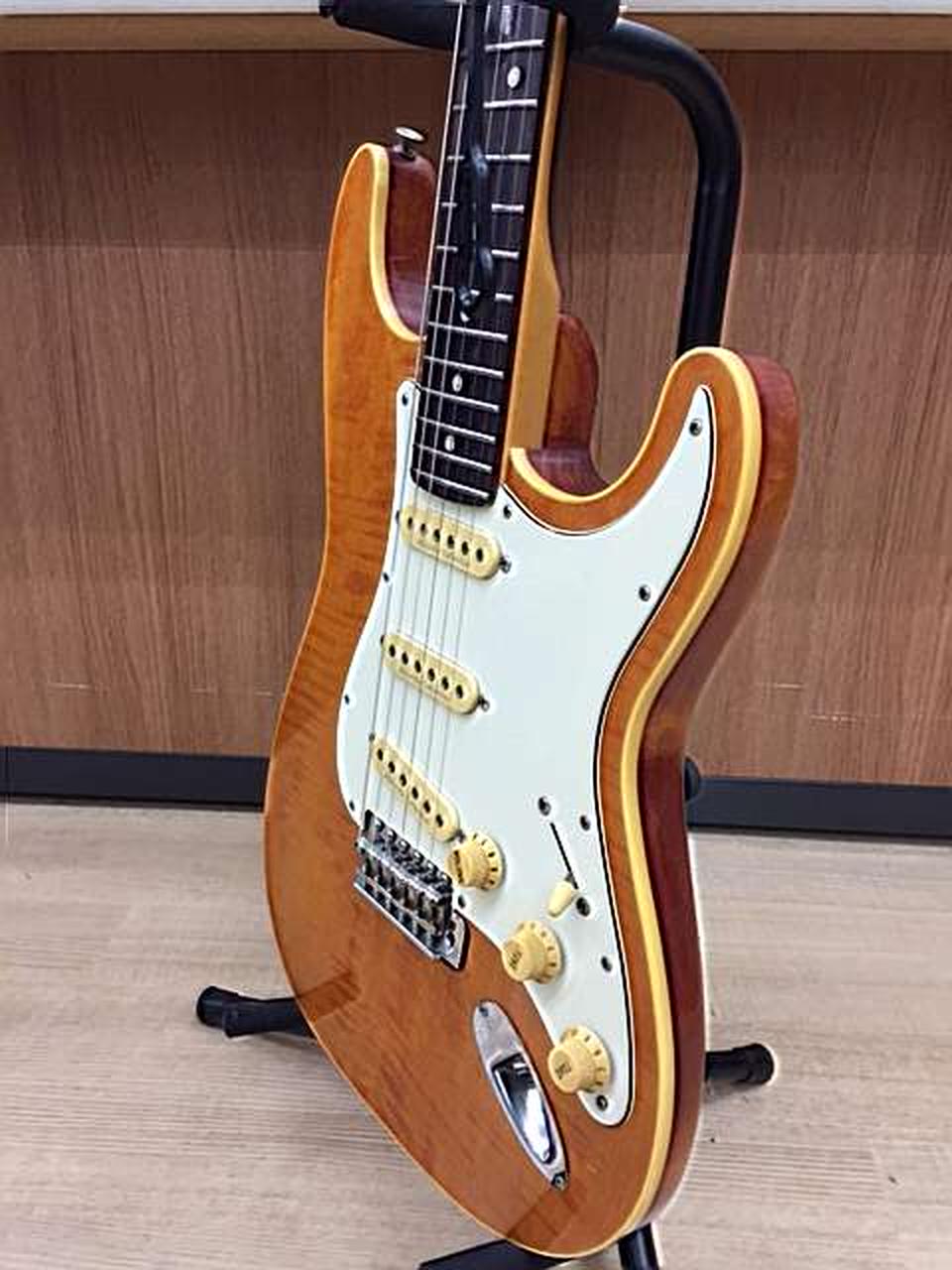 フェンダージャパン(FENDER JAPAN)|ストラトキャスタータイプ