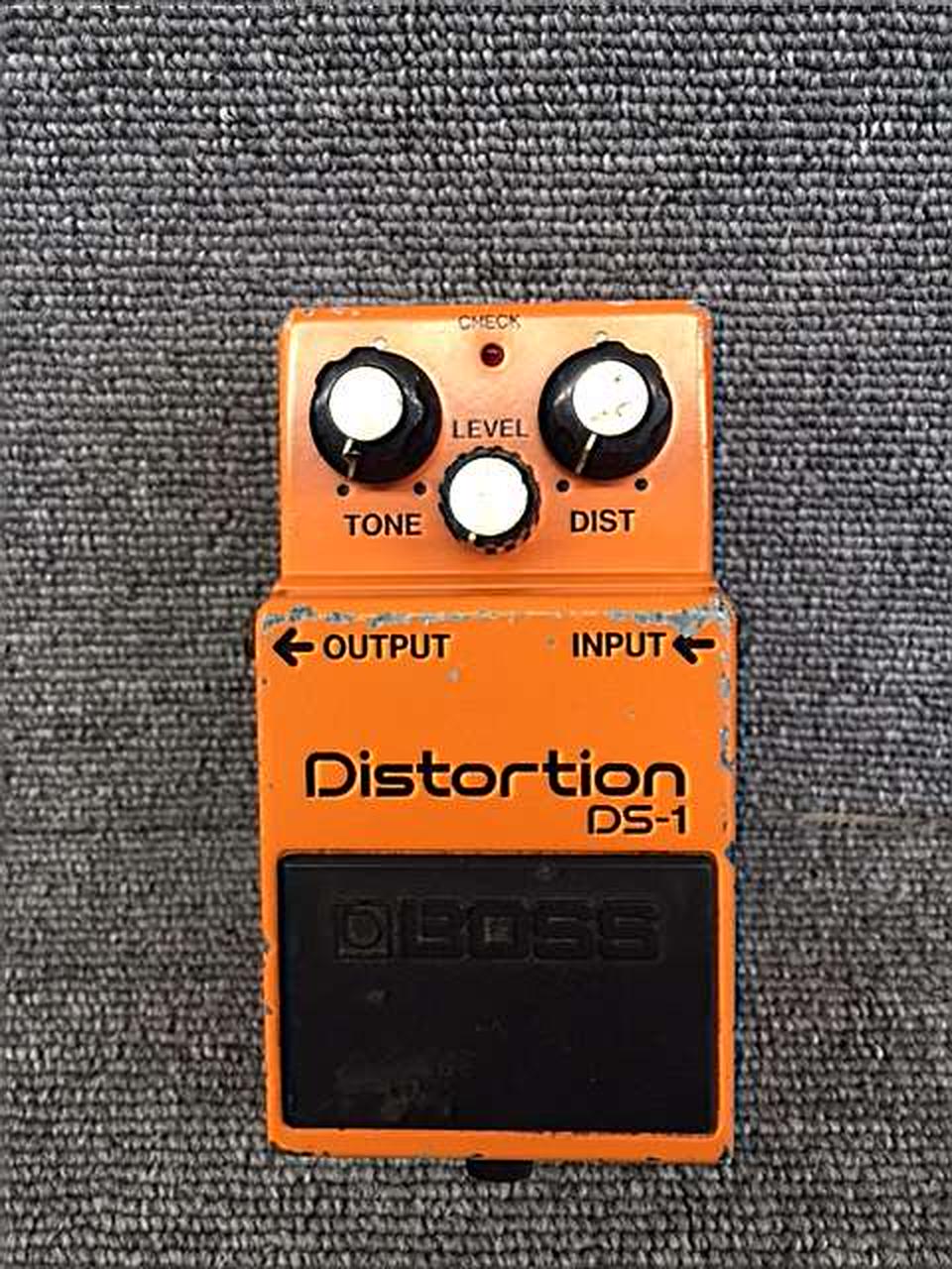 BOSS 型番：DS-1(日本製） 歪み系エフェクター