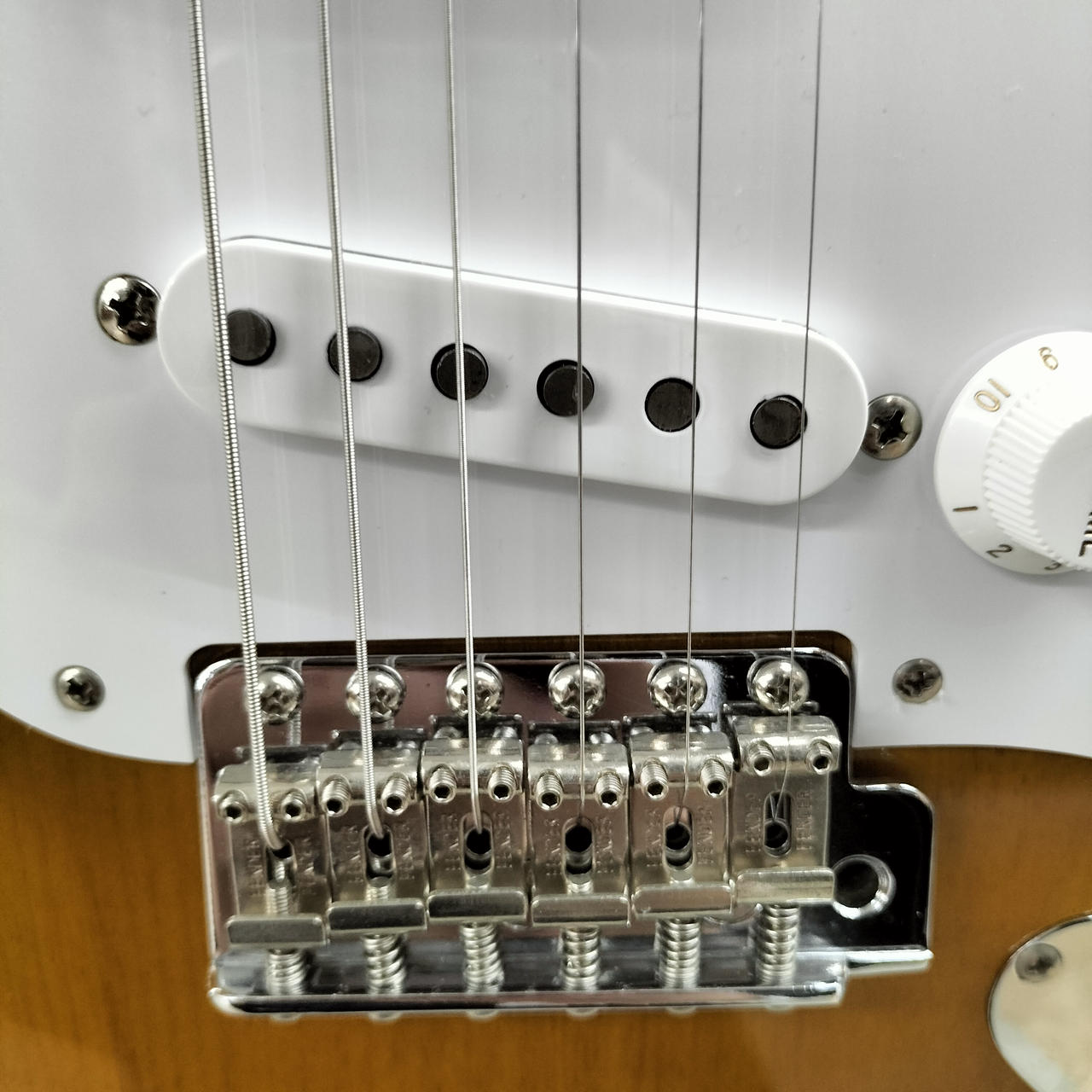 フェンダージャパン(FENDER JAPAN)|エレキギター ストラト