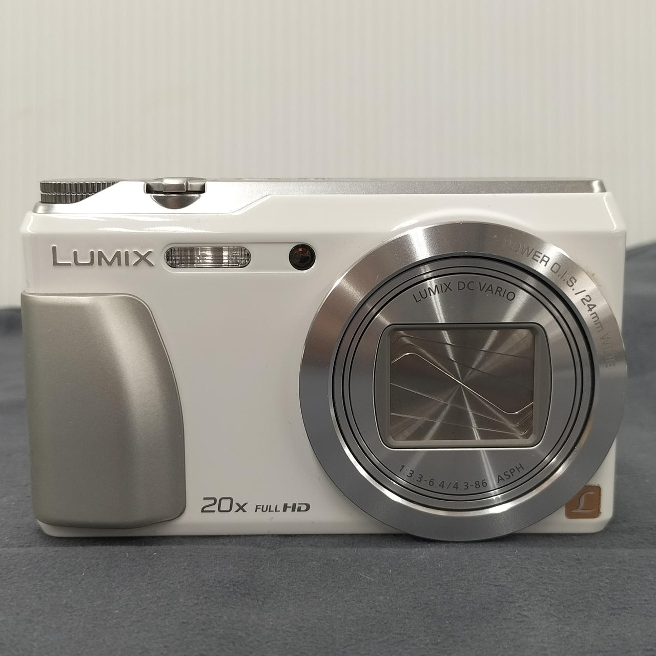 Panasonic DMC-FX55 コンパクトデジタルカメラ Panasonic LUMIX DMC-FX55 Compact Digital Camera From Japan