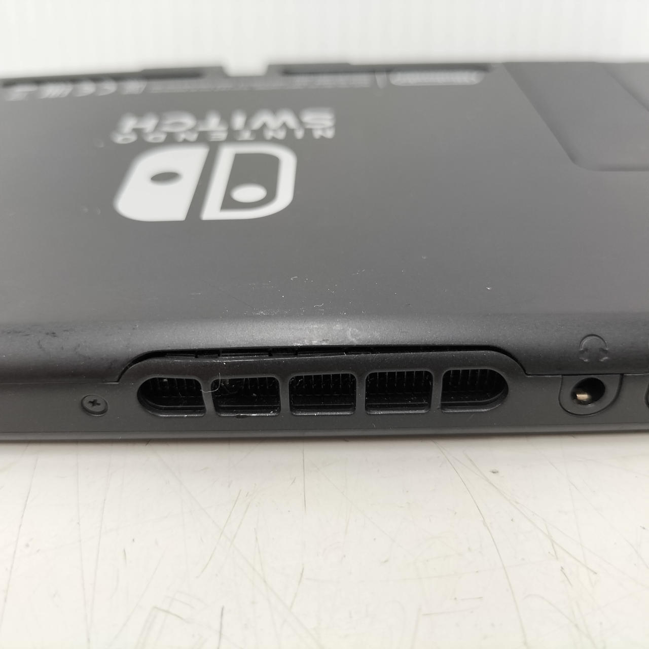 新品未使用　任天堂　Switch　バッテリー強化品　１０月１３日購入　店舗印有り 中古 Nintendo Switch バッテリー強化版 グレーの買取｜店頭買取