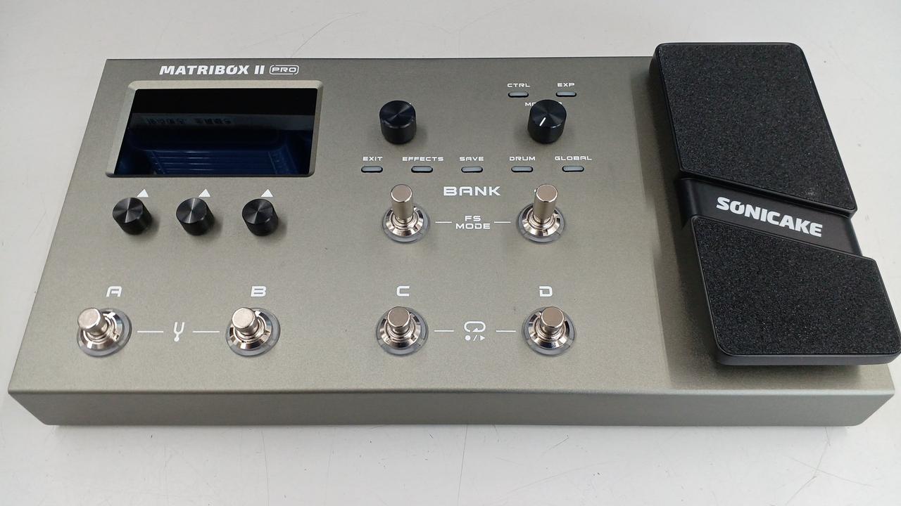 【おまけ付き】SONICAKE Matribox マルチエフェクター【美品】 SONICAKE Matribox II - Multi Effects Processor with
