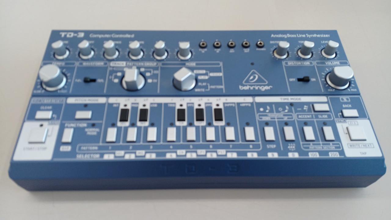 プ*ク様 Behringer TD-3 ベリンガー　シンセサイザー Amazon | ベリンガー Behringer アナログベースライン