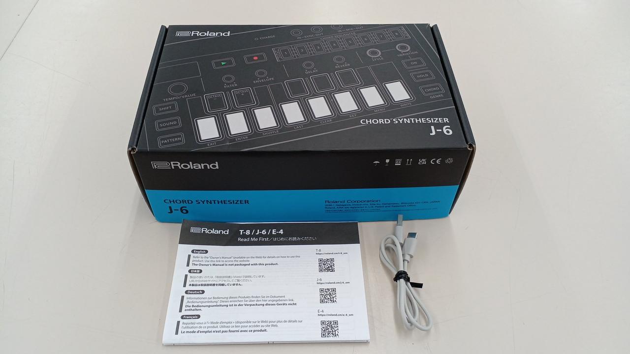 Roland J-6 美品 シンセサイザー 箱・説明書付き Roland AIRA シンセサイザー J-6【福山楽器センター】