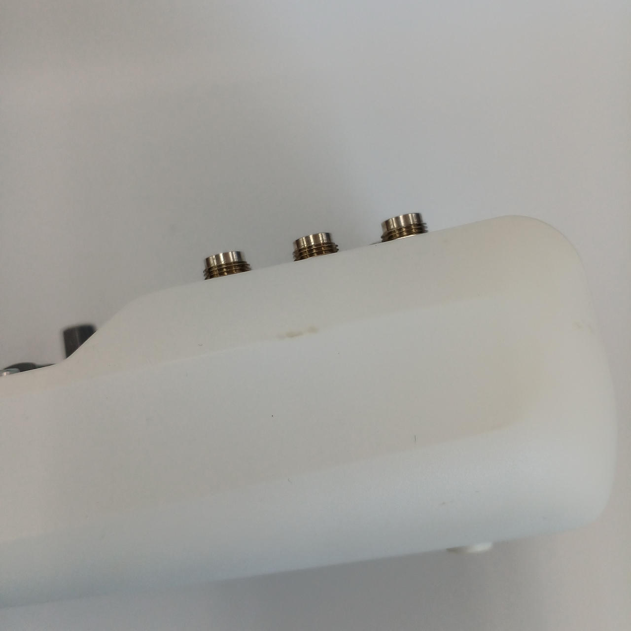 本体にキズあり