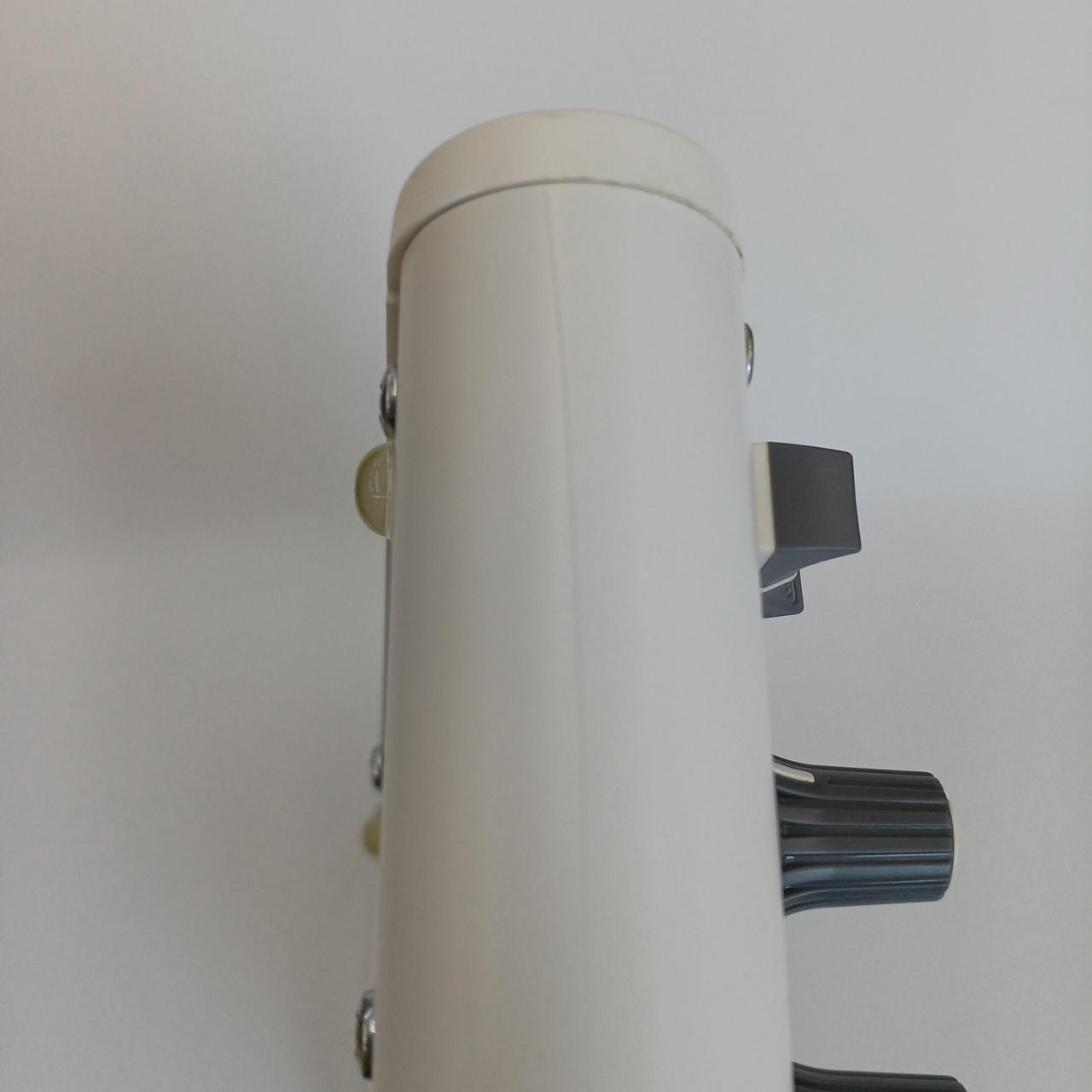 外装にヒビあります