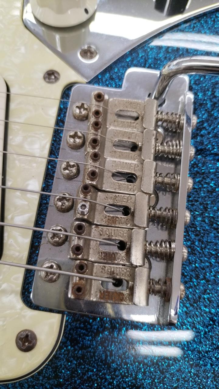 スクワイア(SQUIER)|エレキギター|HARDOFFオフモール（オフモ