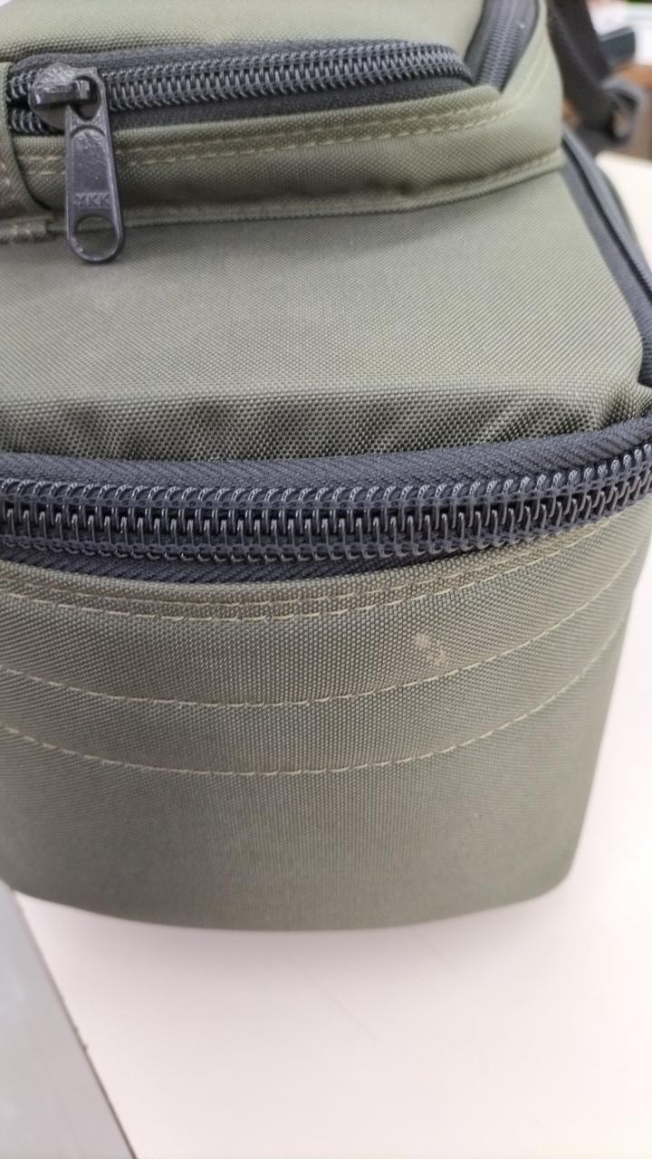 上部に汚れあり