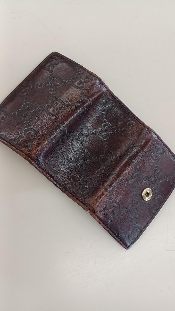 折れ目部分にヤケ、色褪せあります。