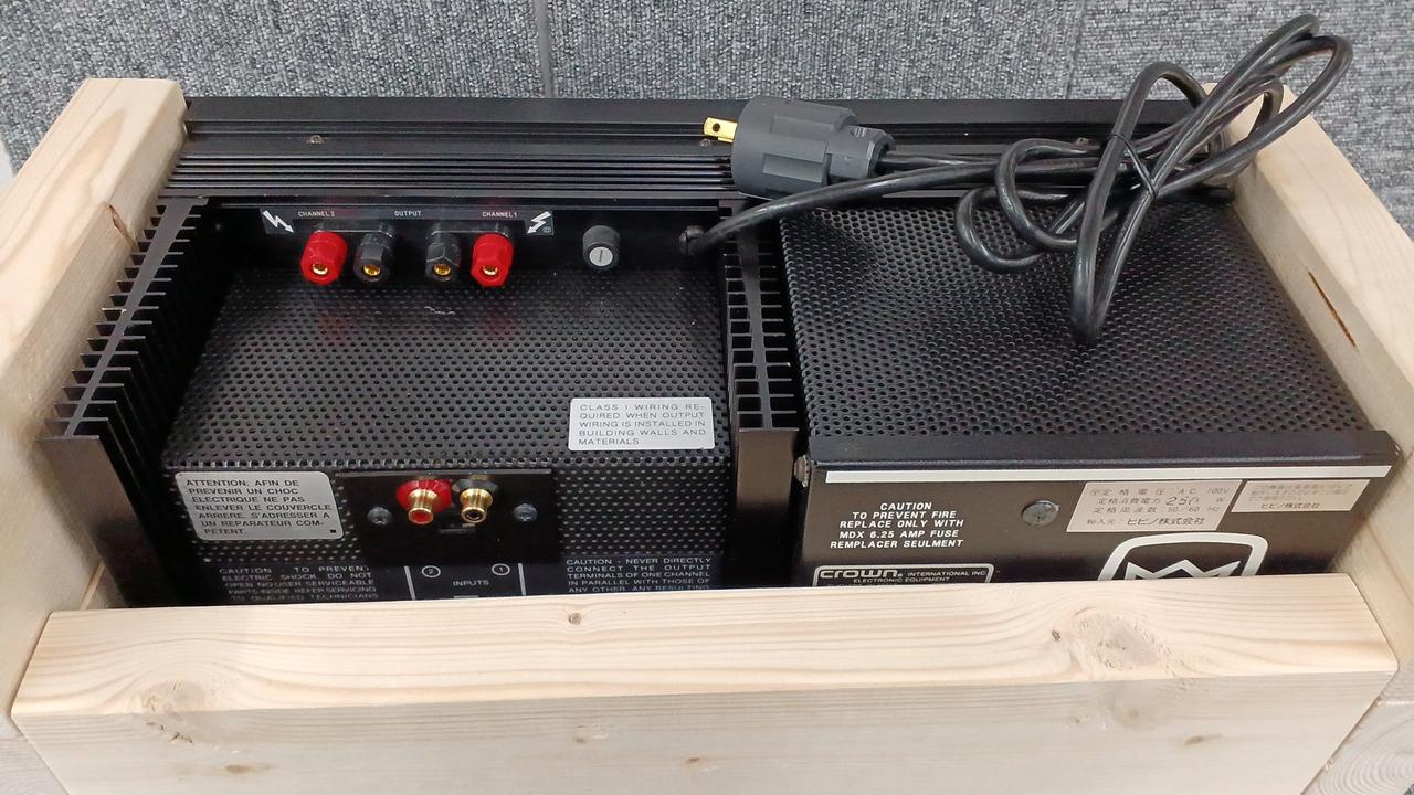 1230* AMCRON パワーアンプ D-150A SeriesII Crown D-150A Series II Review & Lab Measurements by Ken Rockwell