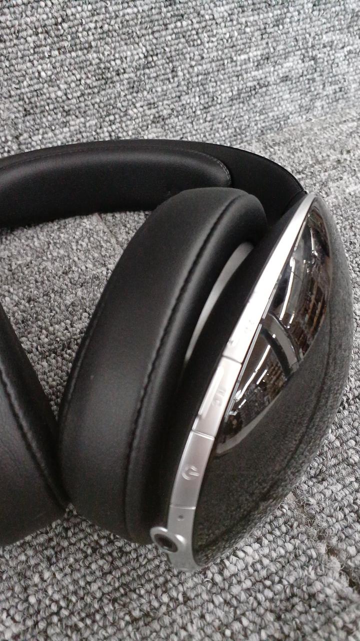 MERCEDES-BENZ|ワイヤレスヘッドホン|HARDOFFオフモール（オフモ