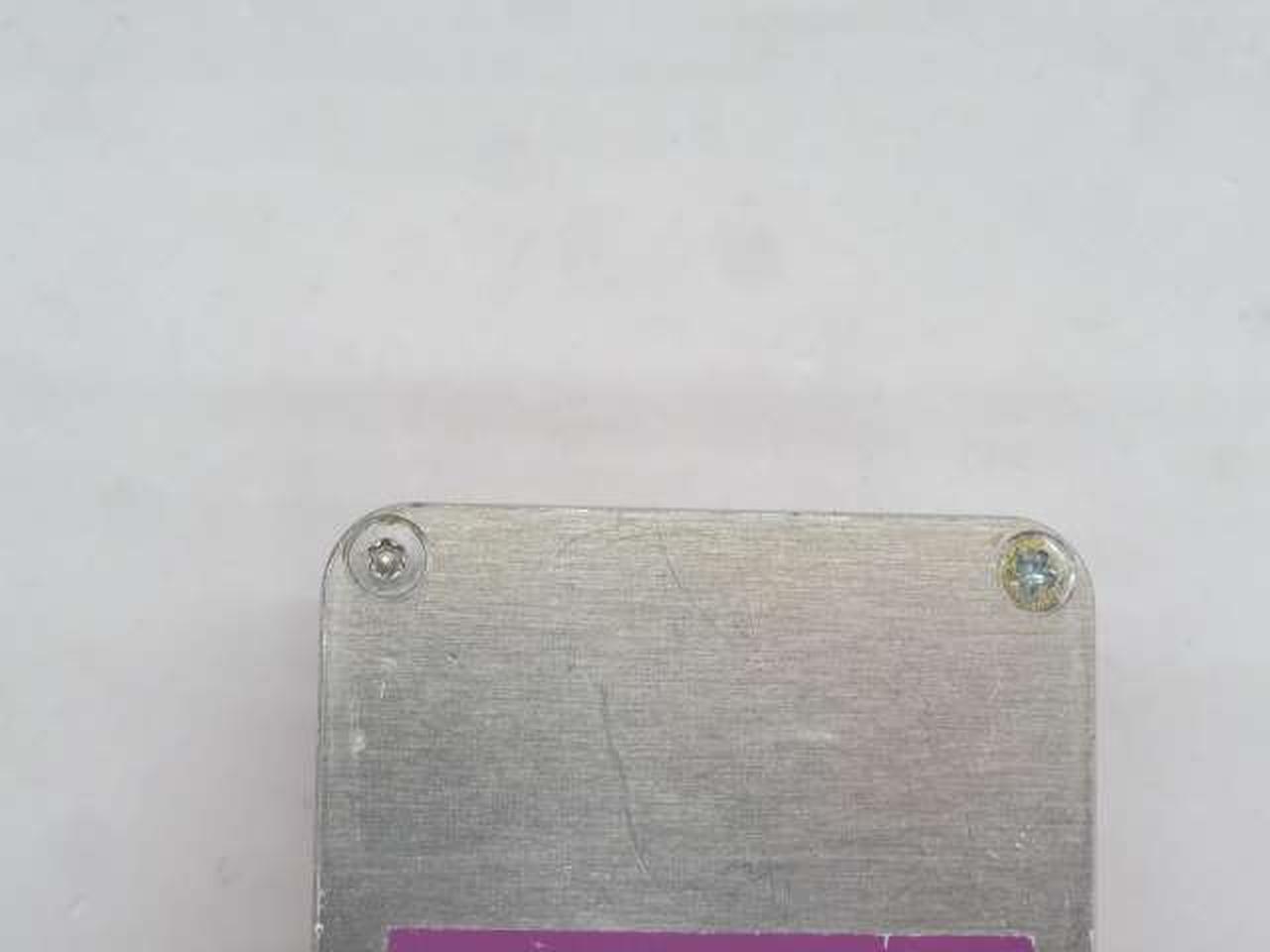 ネジ交換されています。