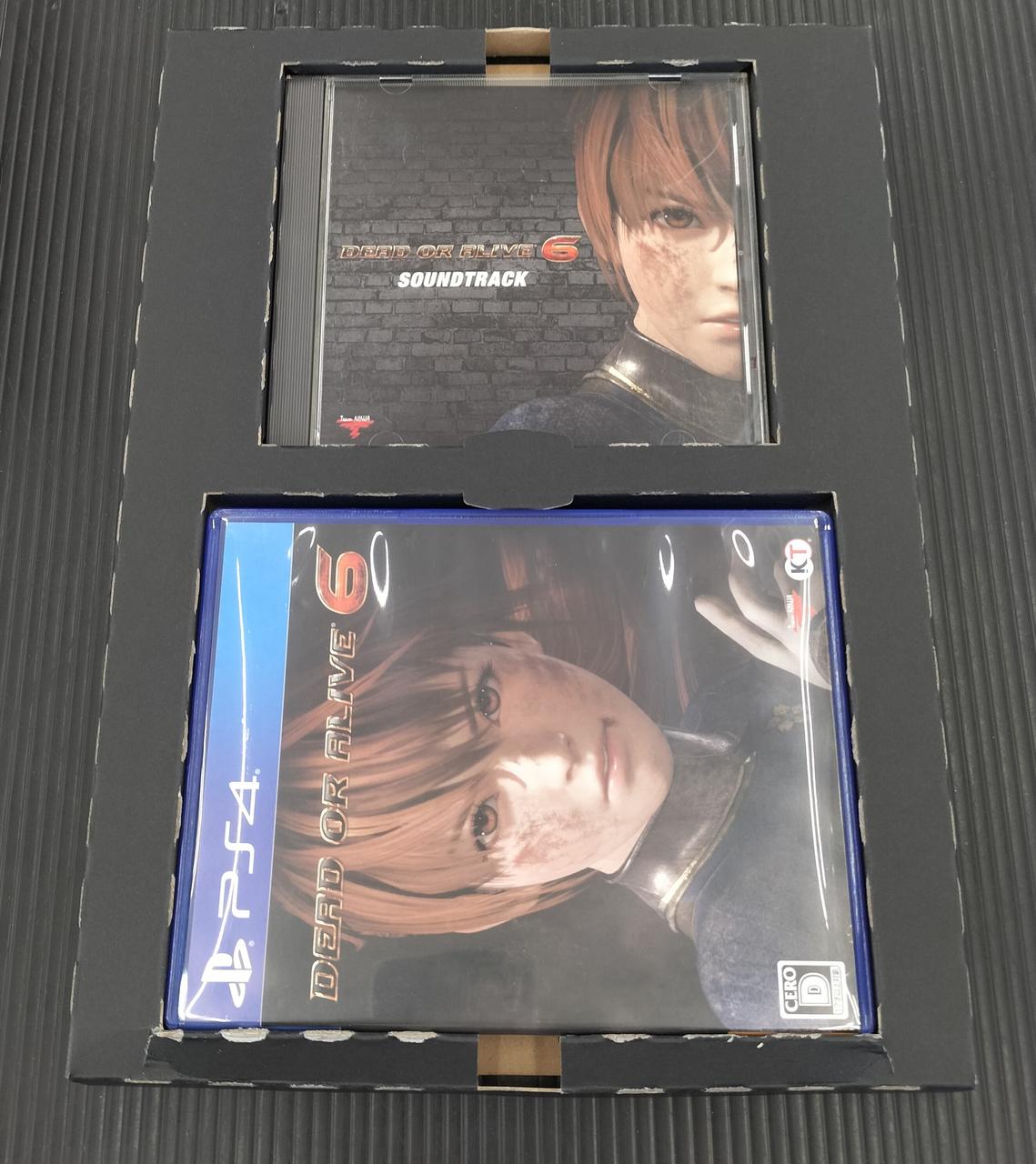 黒いダンボール部分ダメージあり