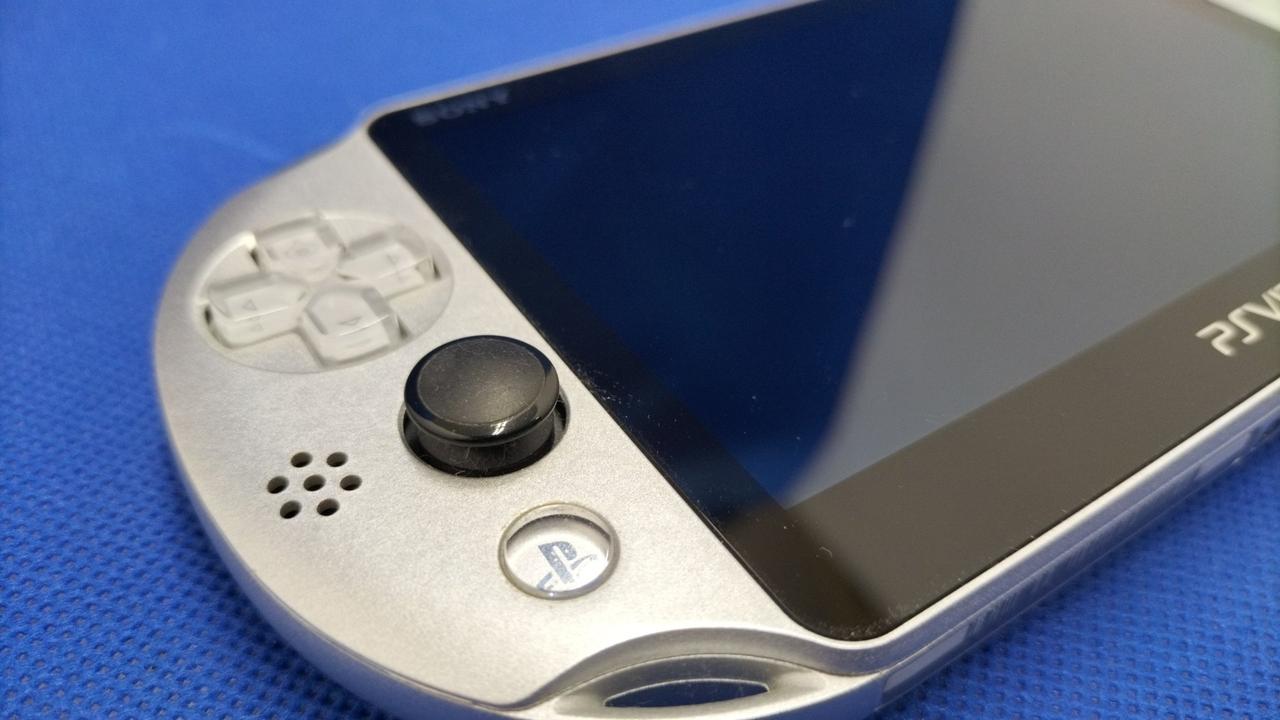 SONY|PS VITA メタルスライムエディション ※返品等不可|【ハードオフ