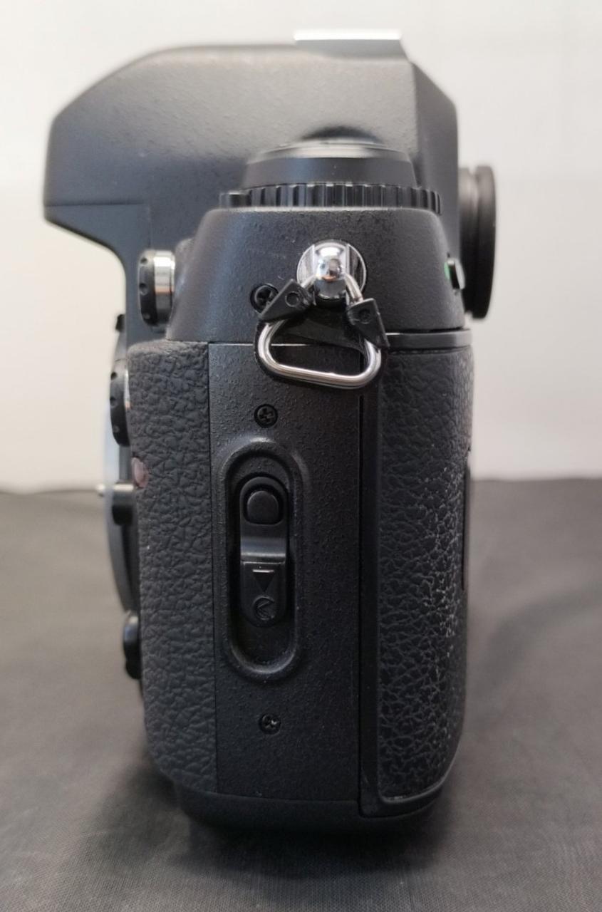 ■ 美品　Nikon F100　フィルム 一眼レフ ボディ 美品 ニコン Nikon F100 フィルム 一眼レフ ボディ F5ジュニア