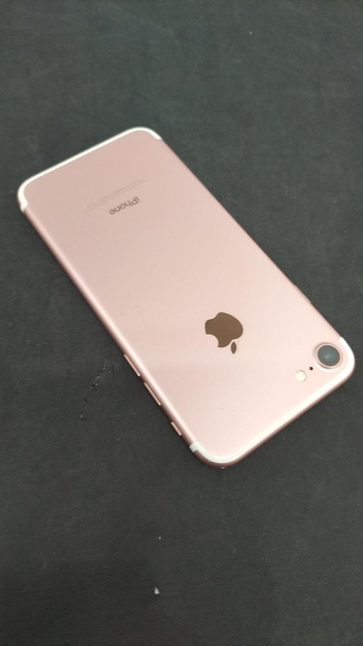 iPhone 7 Rose Gold 32 GB SIMフリー iPhone 7 Rose Gold 32 GB SIMフリー