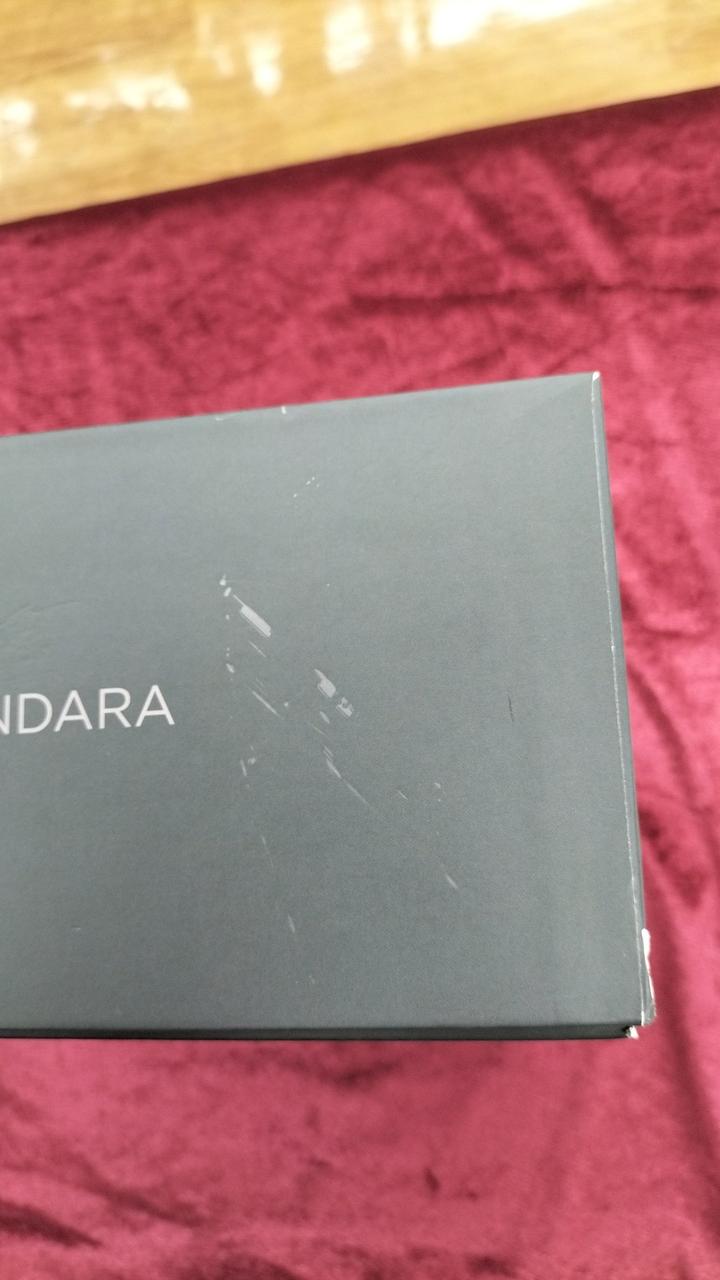 箱ダメージあり