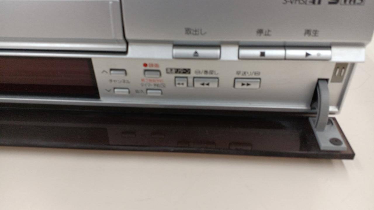 Panasonic NV-SV110　動作確認済み　美品 Panasonic NV-SV110 動作確認済み 美品 Panasonic NV-SV110 動作