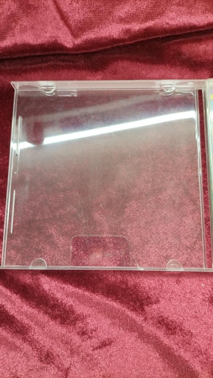 ケース、キズあり