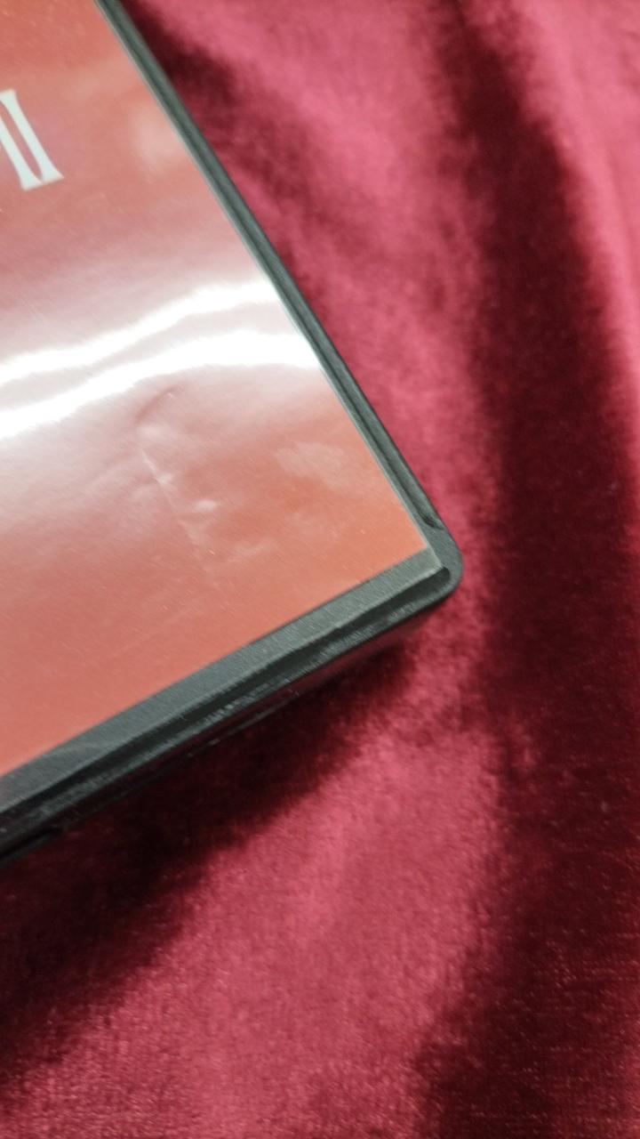 パッケージ、キズ、凹みあり