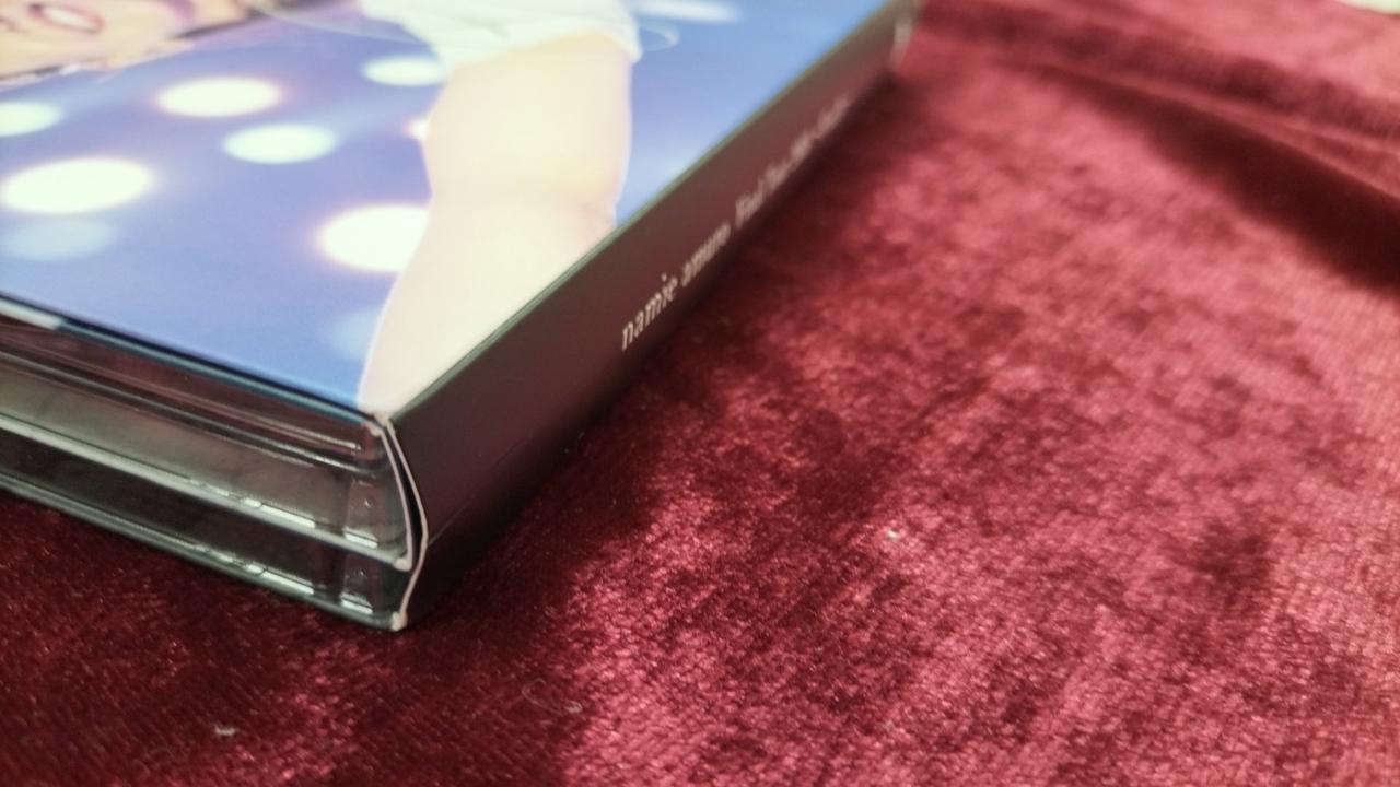 ケース、背が曲がっています