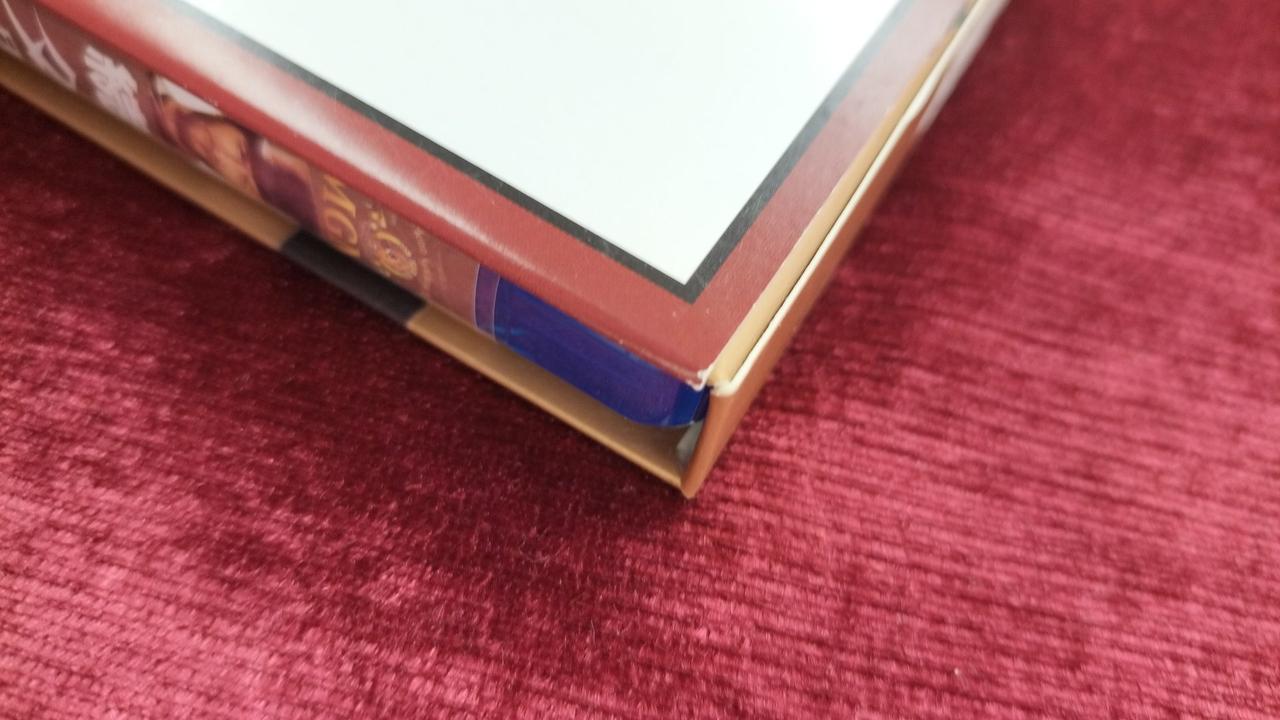 スリーブケース、角擦れあり