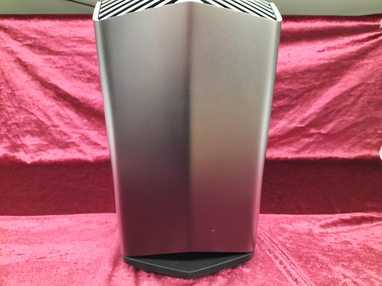 外付けハードディスク・ドライブ Blackmagic eGPU RX580 Amazon