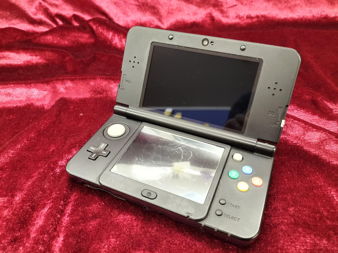 NEW NINTENDO 3DS