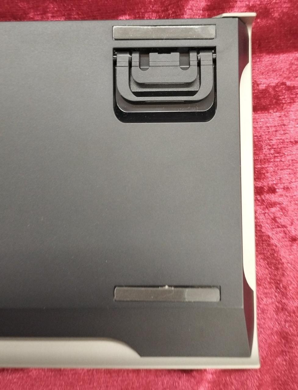 ゴム足に摩耗あり