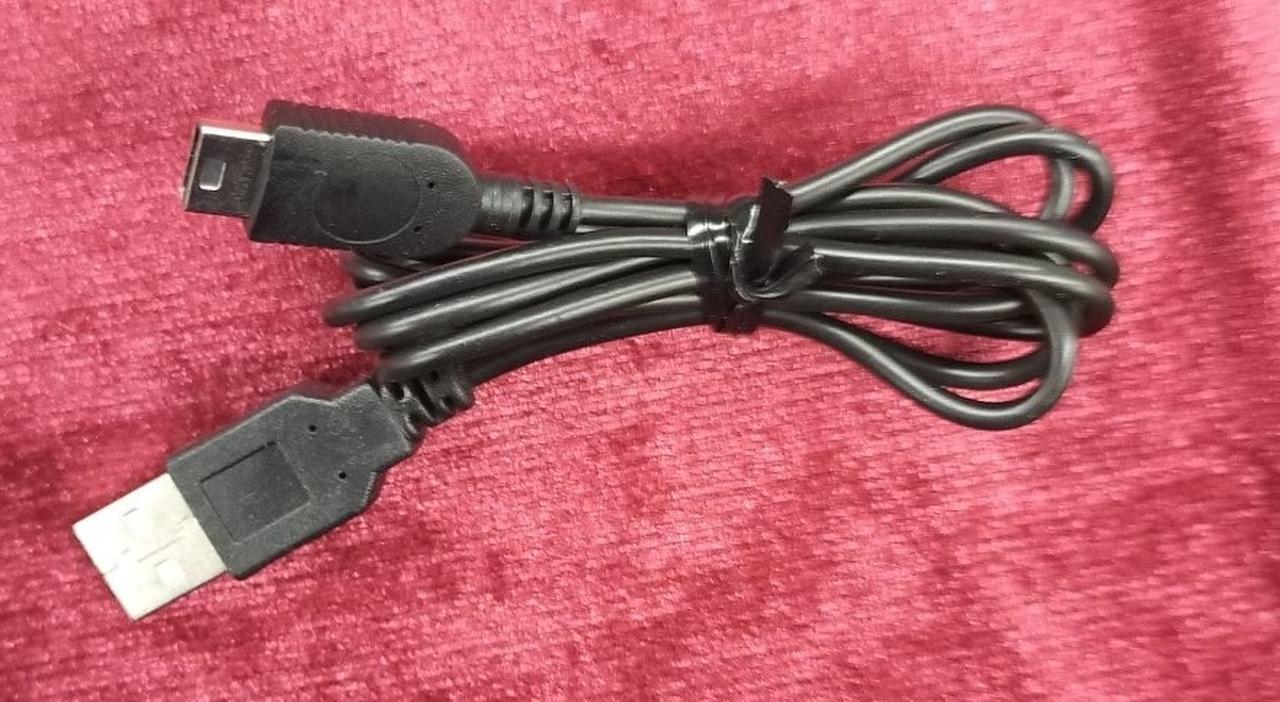 社外製USBケーブルです