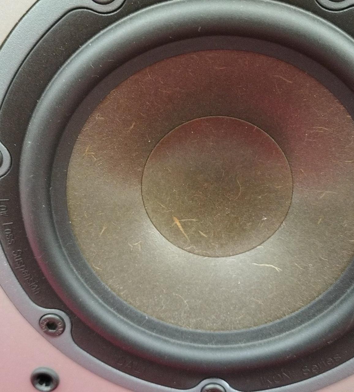 ユニットにキズ