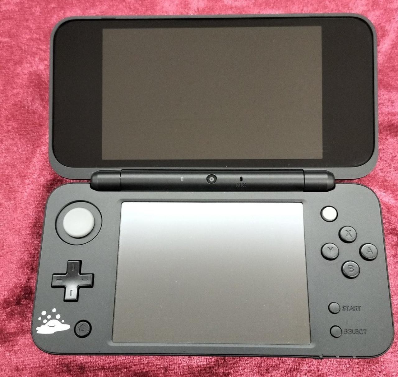 ニンテンドウ(NINTENDO)|NEW2DS LL はぐれメタルエディション