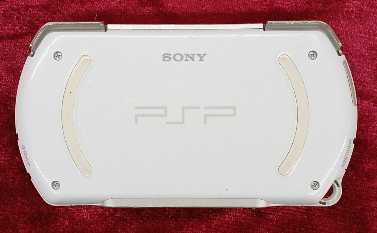 送料込SONY PSPgo本体+8gbカード 送料込PSP GO メモリースティック マイクロ SONY M2 8GB｜Yahoo