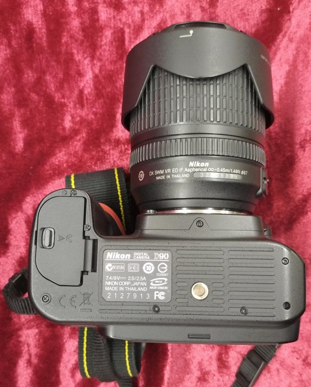 ジャンク品　Nikon デジタル一眼レフカメラとレンズ2点 D7100 18-105 VR レンズキット シャッター回数約1700回以下