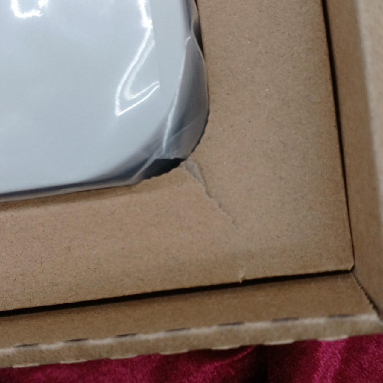 内箱ダメージあり