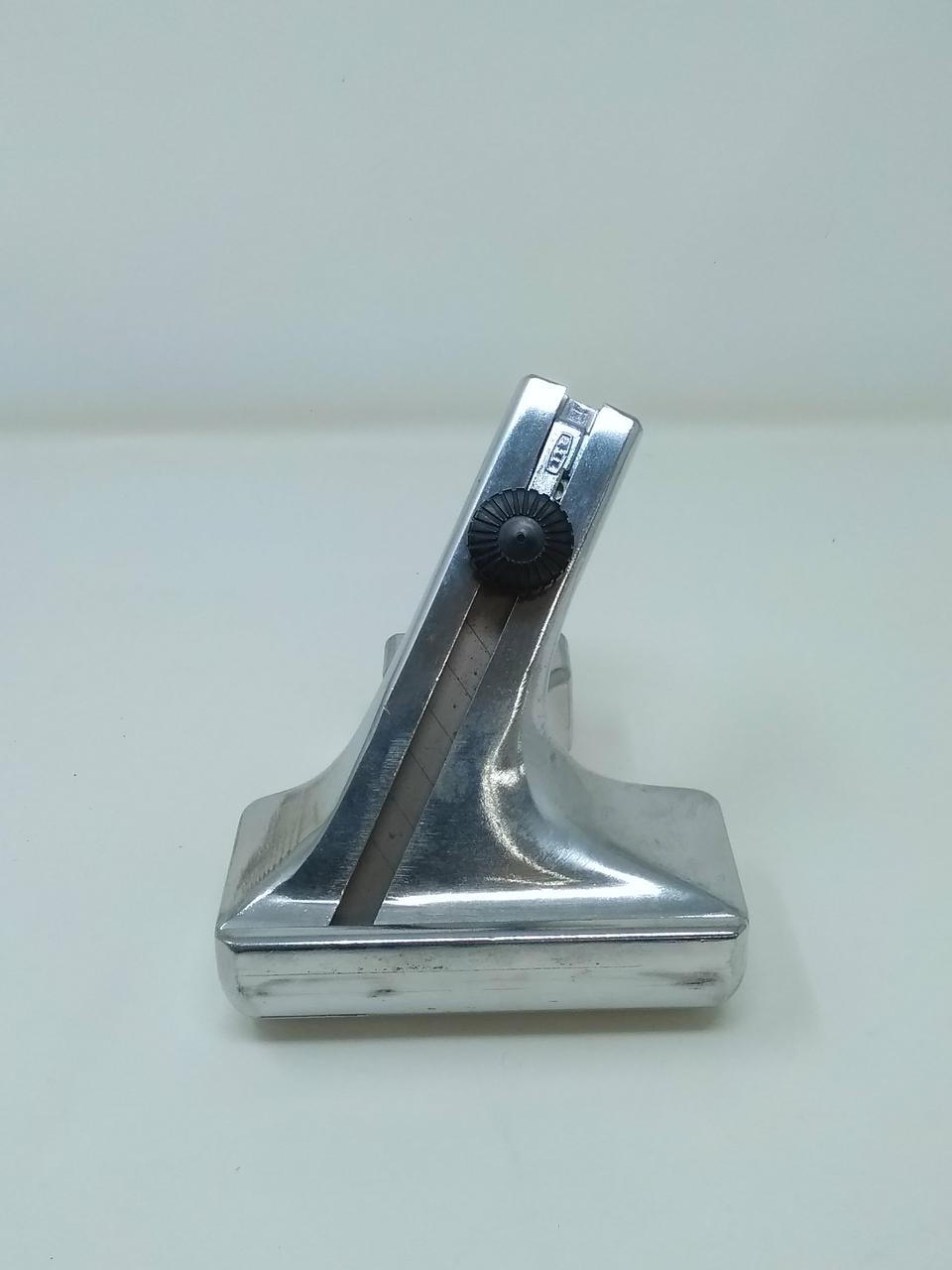 全体的にさび、擦れ、汚れ