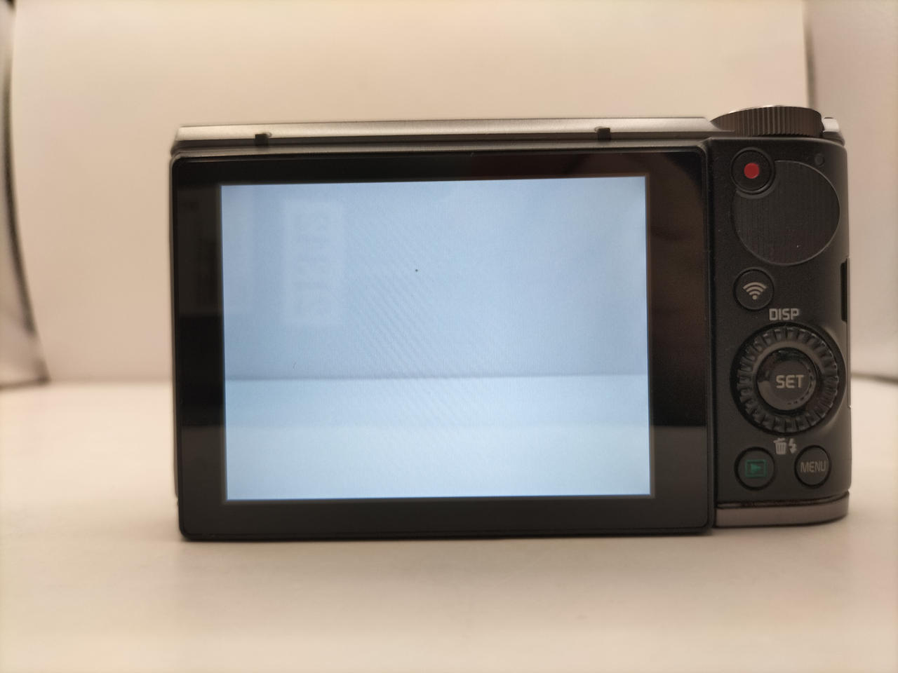 画面中央部内カビございます。