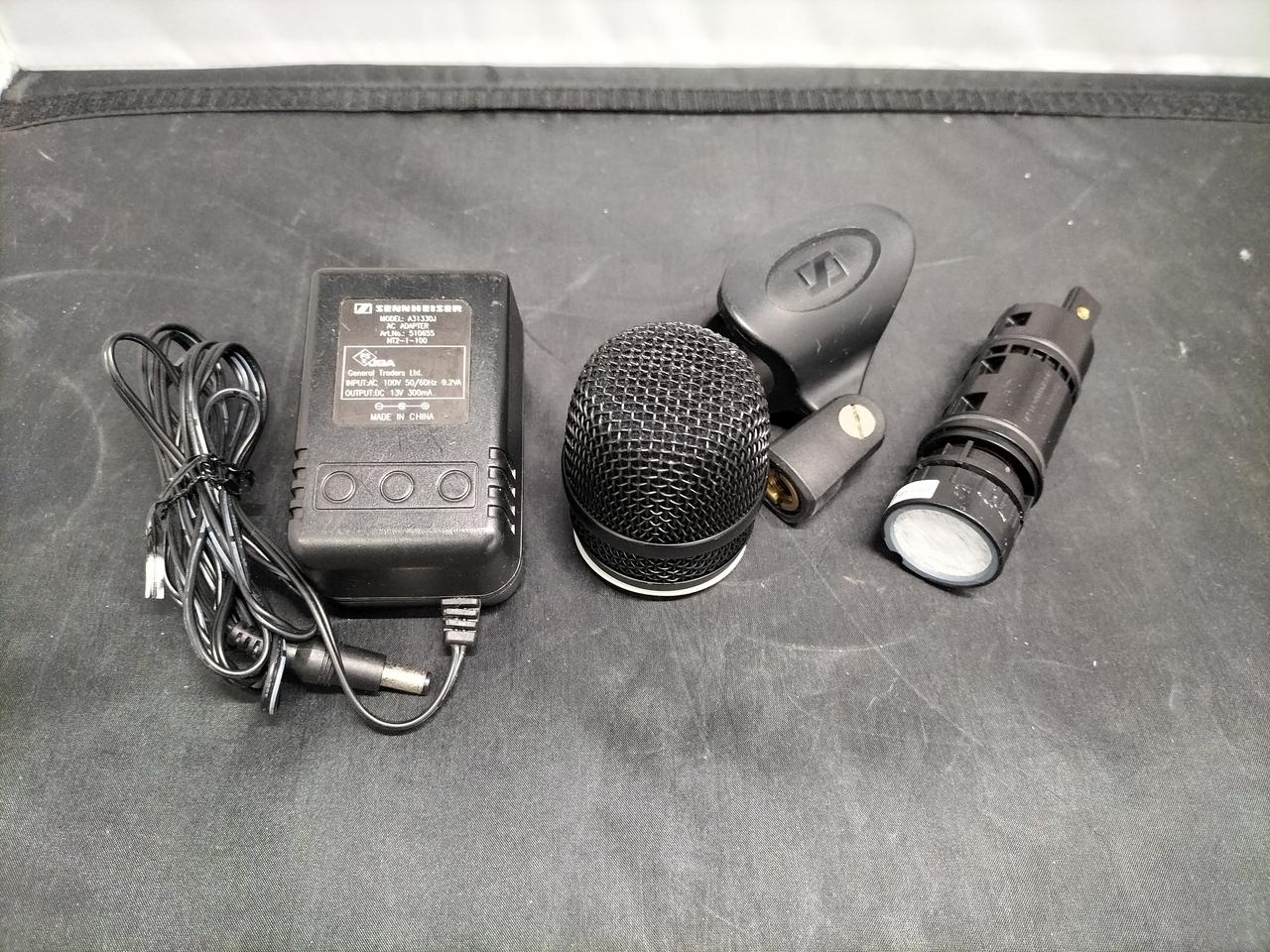 プロフェッショナル ワイヤレスマイクロフォンセット（中古） Amazon.co.jp: プロフェッショナルワイヤレスマイク 2.4GHz 充電