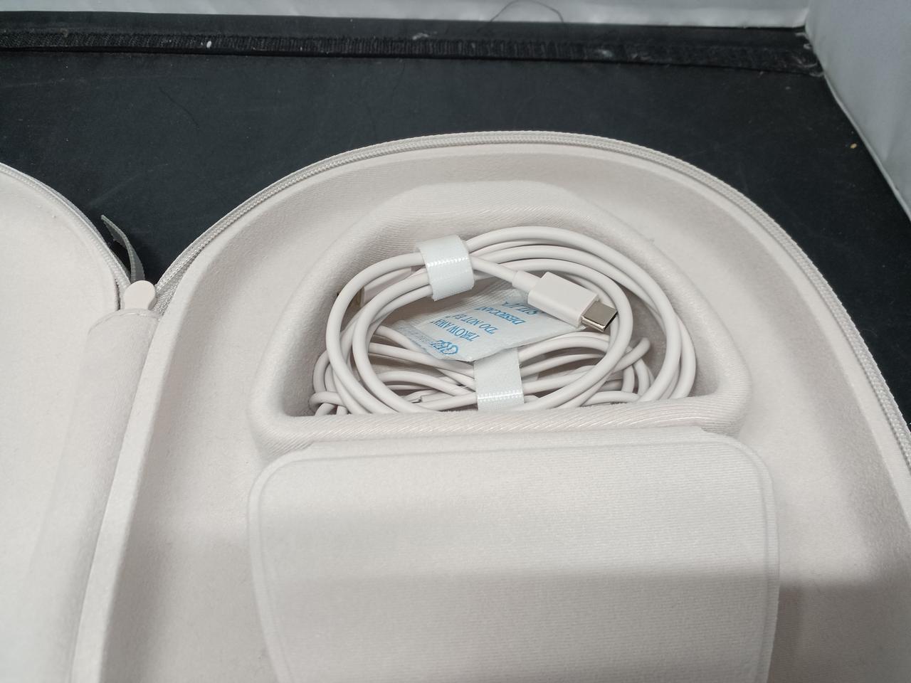 CtoCと3.5mm to Cケーブル