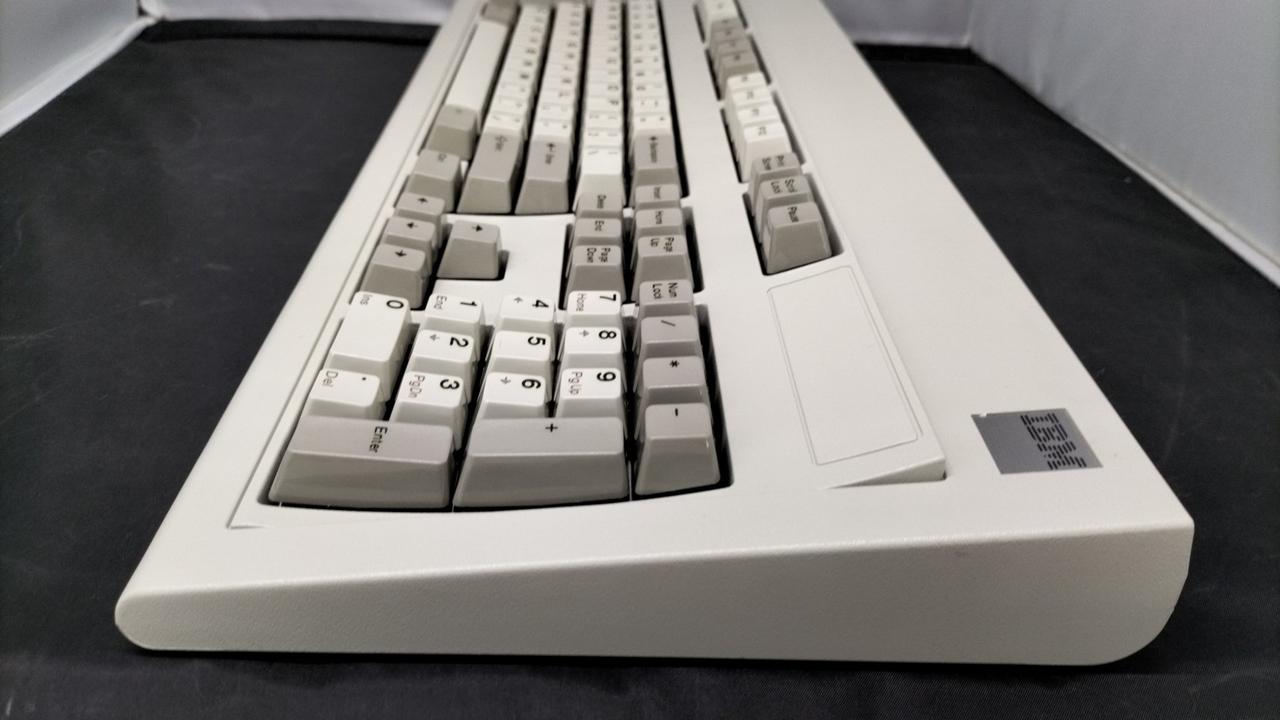 ニホンアイビーエム(IBM)|IBM レトロ キーボード モデルM|HARDOFFオフ