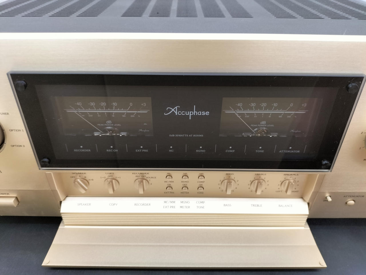 【引取限定】美品Accuphase E-550 プリメインアンプ アキュフェーズ アキュフェーズ株式会社 E-550