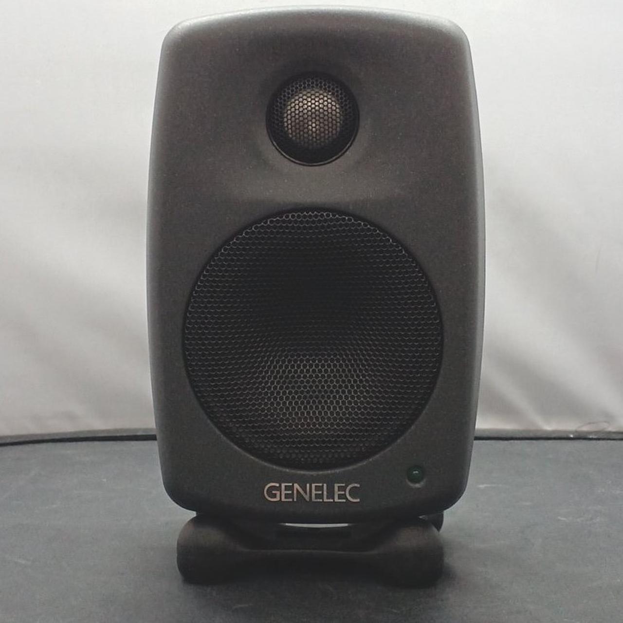 美品 GENELEC ジェネレック M040 モニタースピーカー 美品 GENELEC ジェネレック M040 モニタースピーカー GENELEC